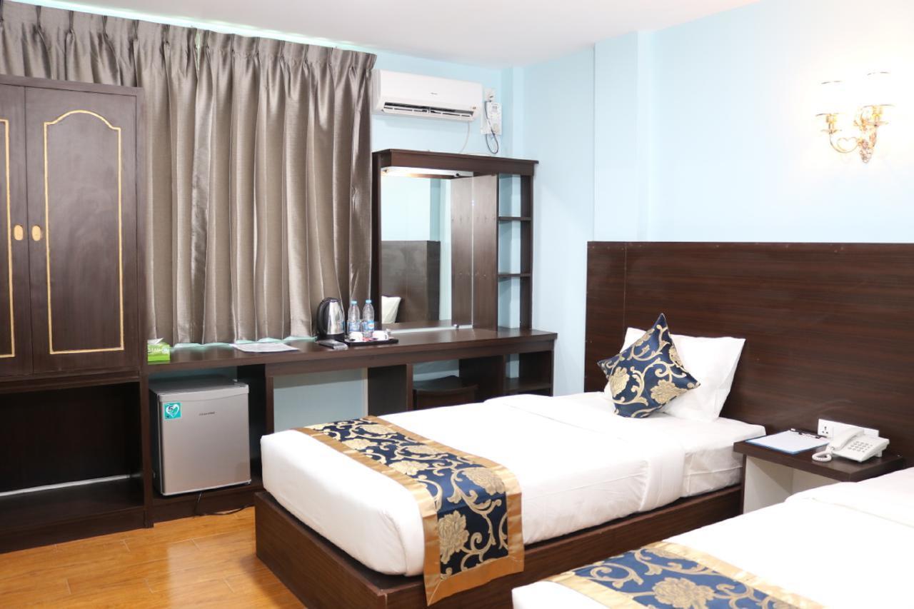 Hotel San Taw Win Pathein Exterior foto