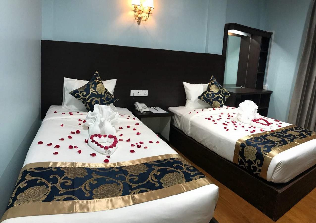Hotel San Taw Win Pathein Exterior foto