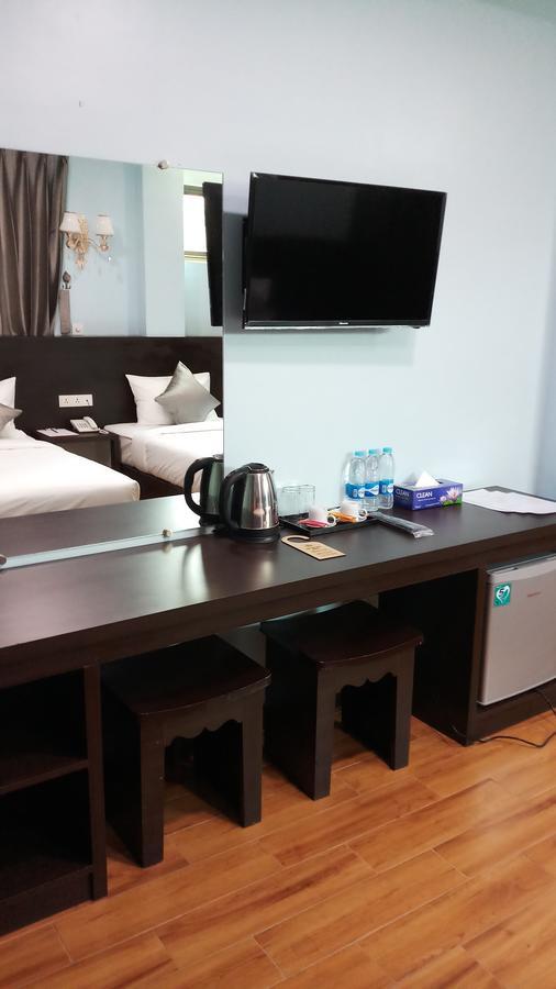 Hotel San Taw Win Pathein Exterior foto