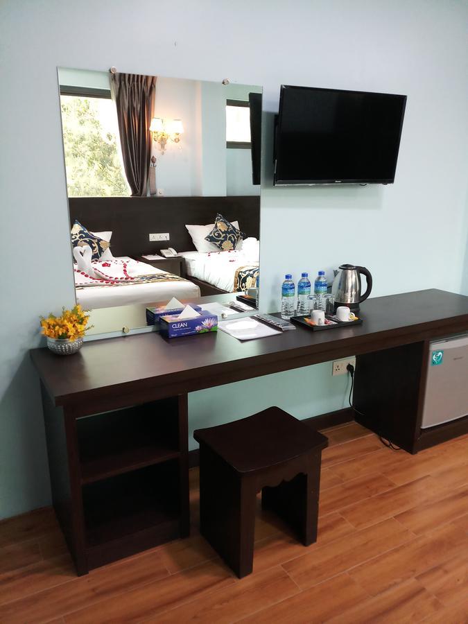 Hotel San Taw Win Pathein Exterior foto