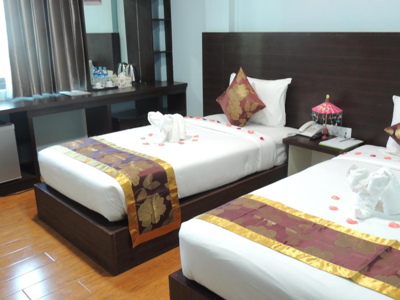 Hotel San Taw Win Pathein Exterior foto